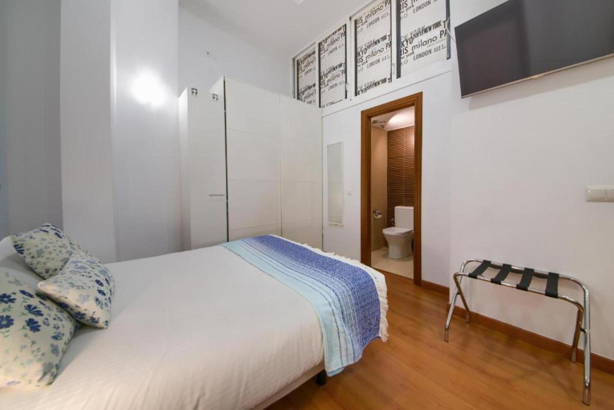 Apartments Holidays2Malaga City Center Esterno foto