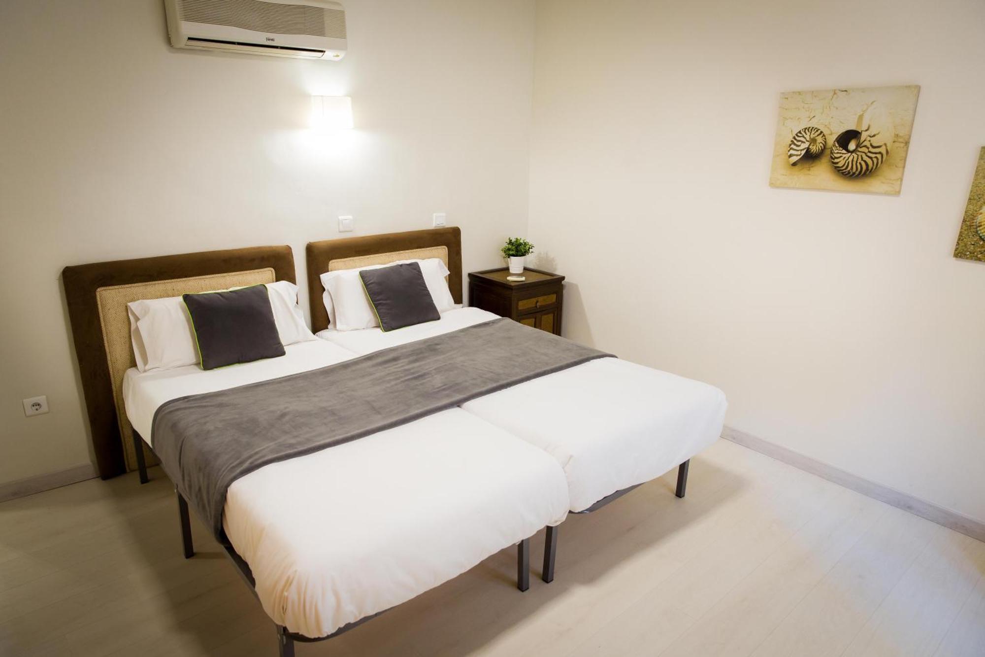 Apartments Holidays2Malaga City Center Esterno foto